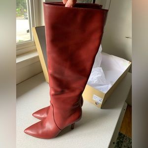 Like new. Gorgeous Michael Kors Katarina Boots. Brandy. Worn once.